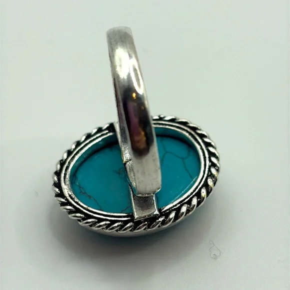 Turquoise Southwestern Style Turquoise Howlite Silver Women's Ring Size 8.5 - Picture 5 of 6
